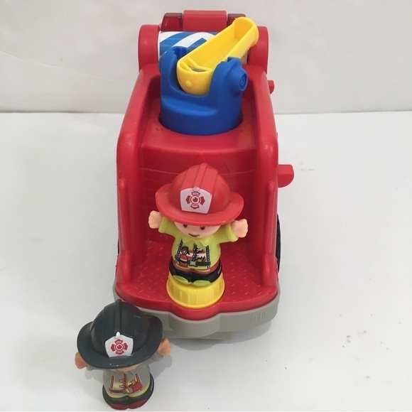 Little People Fisher Price Musical Fire Truck With Working Lights 2 Figures - Picture 7 of 15